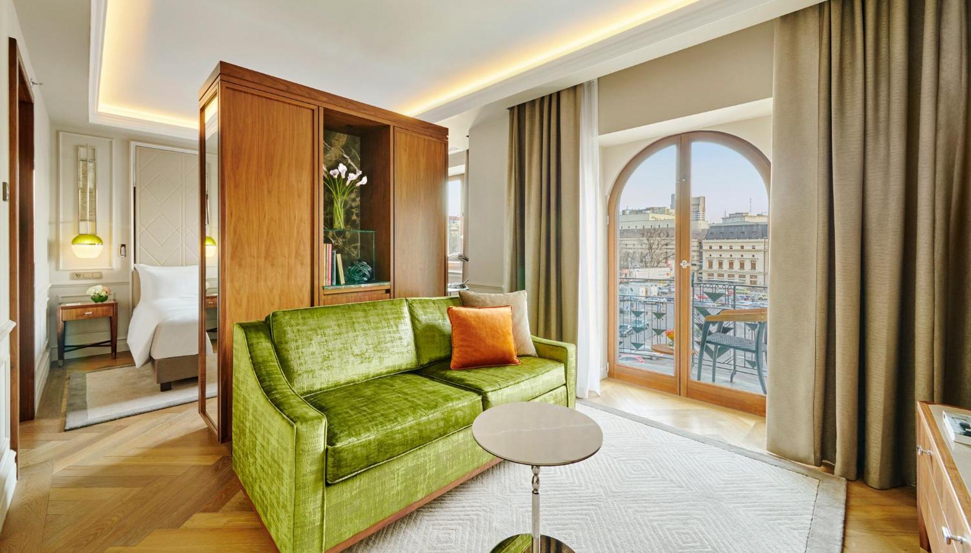 Intercontinental Athenee Palace Bucharest, An Ihg Hotel Exterior foto